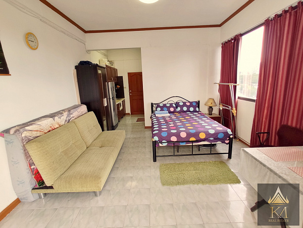 Студия в ThepThip Mansion