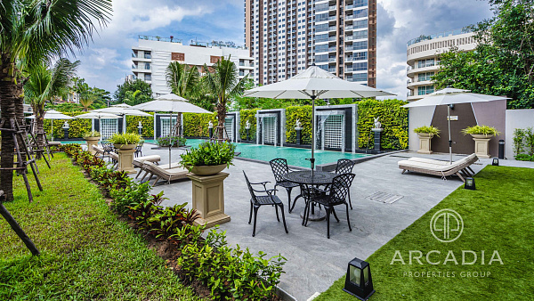 Arcadia Center Suites