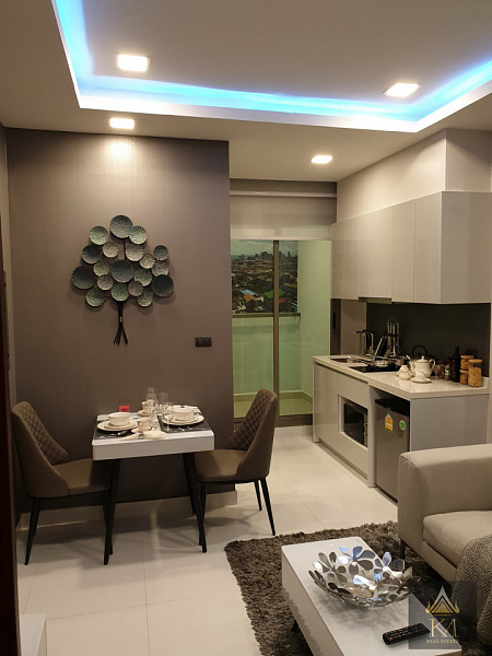 Arcadia Center Suites